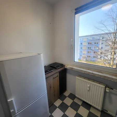 Liebevoll Eingerichtete 2-zimmer Mit Badewanne In Schwerin (Mecklenburg-Vorpommern)