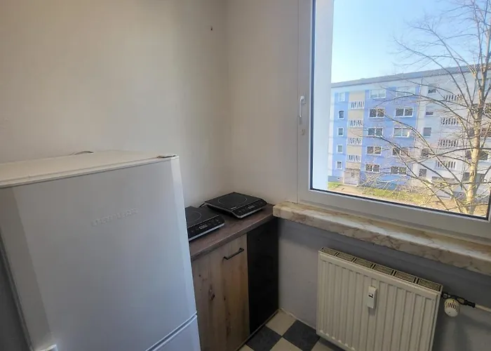 Liebevoll Eingerichtete 2-zimmer Mit Badewanne In Schwerin (Mecklenburg-Vorpommern)